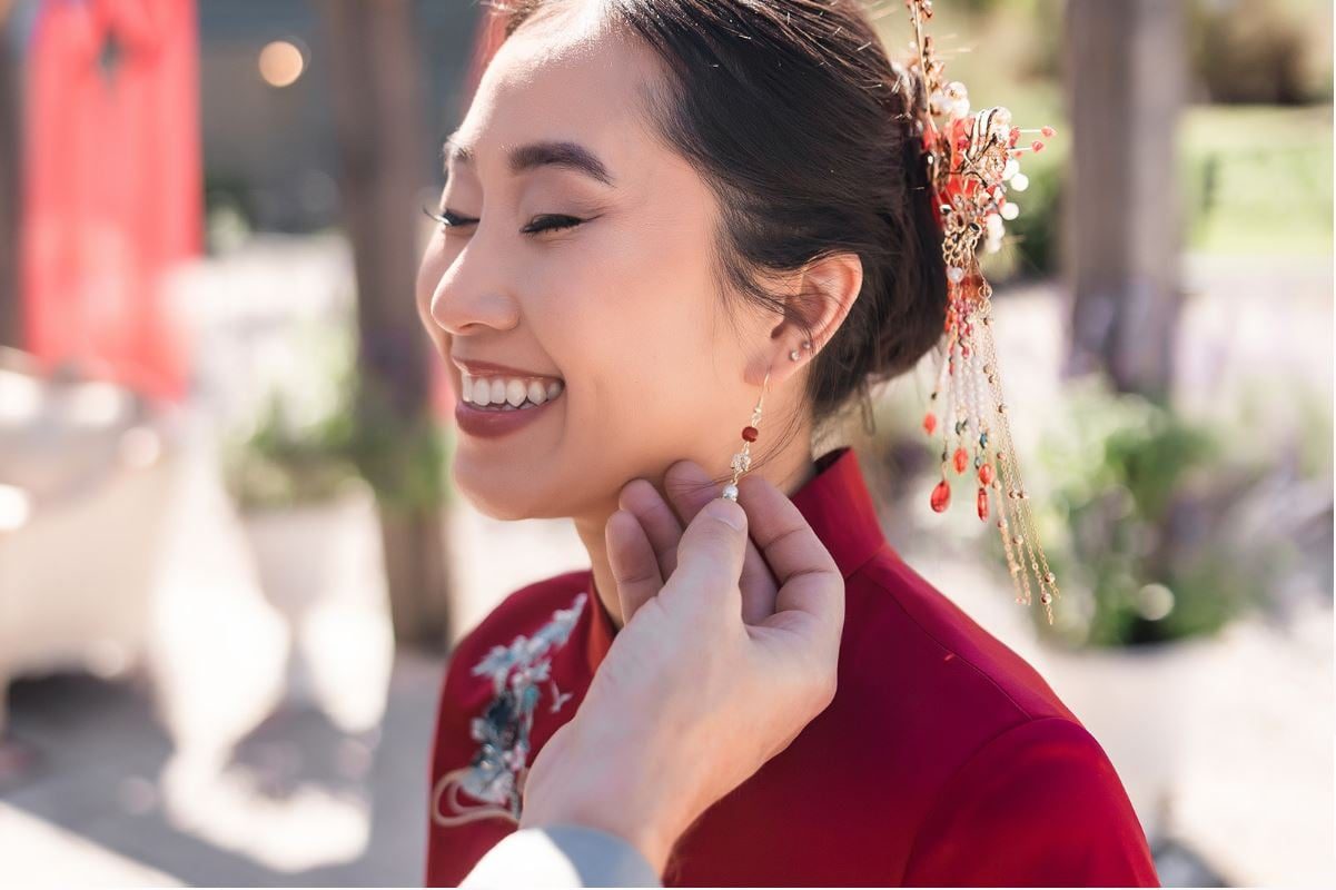 Close-up of floral hairpiece styling